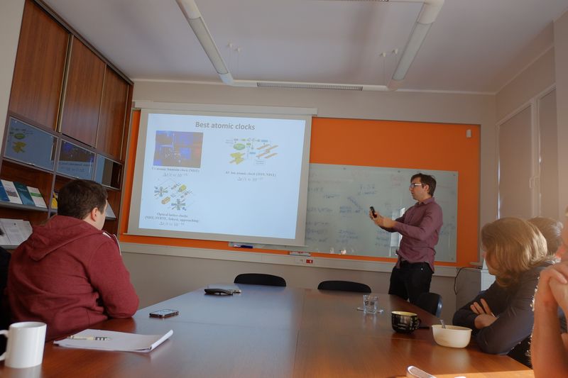 Rafal Demkowicz-Dobrzanski, Fundamental quantum bounds on stability of atomic clocks Rafal Demkowicz-Dobrzanski, Fundamental quantum bounds on stability of atomic clocks
