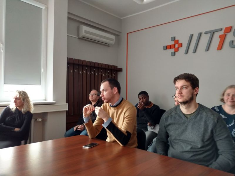 Dariusz Żelasko - Koncepcja zapewniania jakości transmisji z wykorzystaniem metod agentowych Dariusz Żelasko - Koncepcja zapewniania jakości transmisji z wykorzystaniem metod agentowych
