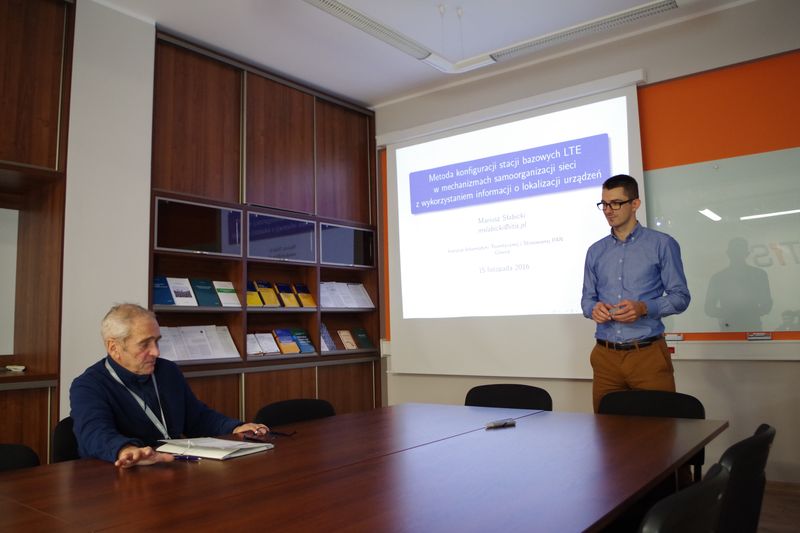 Metody lokalnej rekonfiguracji sieci komórkowych Metody lokalnej rekonfiguracji sieci komórkowych