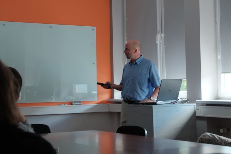 Bogusław Cyganek - Przetwarzanie obrazów i wideo przy użyciu metod tensorowych Bogusław Cyganek - Przetwarzanie obrazów i wideo przy użyciu metod tensorowych